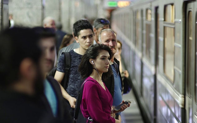 Bakı metrosundan istifadə edənlərin sayı AZALIB