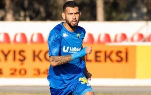 &ldquo;Kəpəz&rdquo;in legioneri Azərbaycana qayıtmaq istəmir?