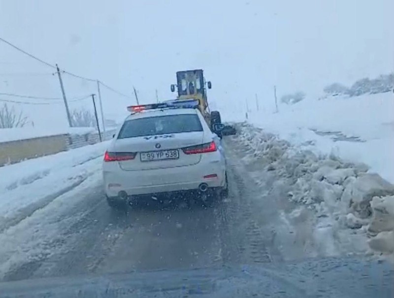 Zəfər yolu qardan belə təmizləndi &ndash; VİDEO