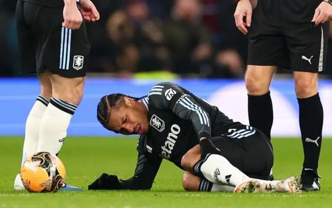 "Aston Villa"nın futbolçusu mövsümü BAŞA VURDU