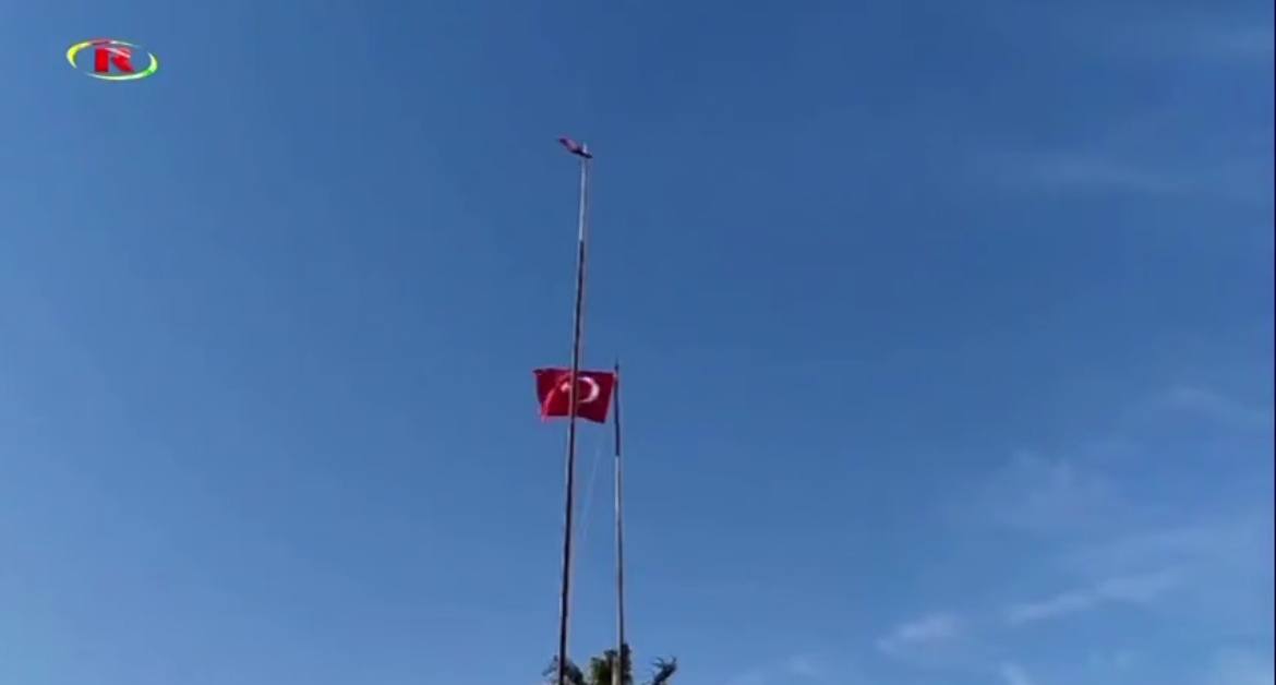 Türkiyənin Suriya ilə sərhəddində ölkə bayrağı endirildi - VİDEO