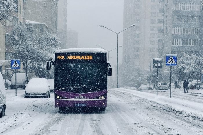 Sabah Bakıda yolları buz bağlayacaq – PROQNOZ Sabah Bakıda yolları buz bağlayacaq – PROQNOZ