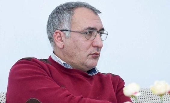 Şərif Ağayar Rəşid Behbudov haqqında yazdıqlarına görə ÜZR İSTƏDİ - FOTO