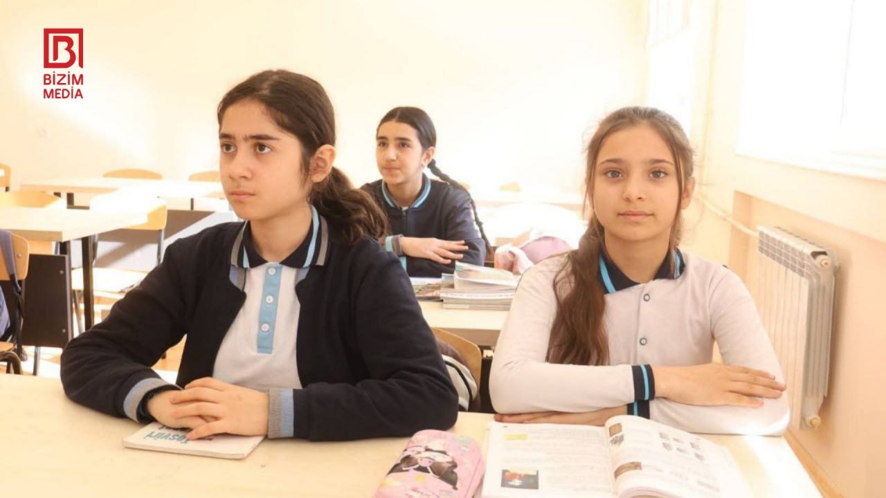 Xankəndi, Ağdam və Xocalıda təhsil müəssisələrində ilk dəfə dərslərə başlanıldı – FOTO Xankəndi, Ağdam və Xocalıda təhsil müəssisələrində ilk dəfə dərslərə başlanıldı – FOTO