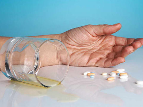 Bakıda iynədən ölən kişi özünə inyeksiya edibmiş – TƏFƏRRÜAT/FOTO Bakıda iynədən ölən kişi özünə inyeksiya edibmiş – TƏFƏRRÜAT/FOTO