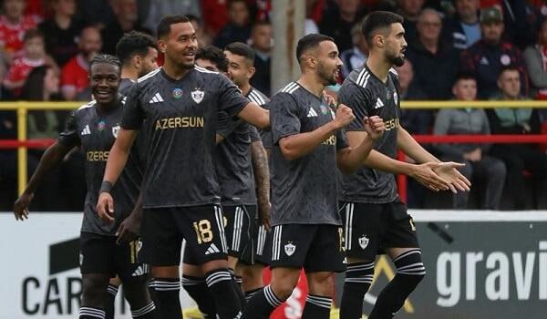 “Qarabağ” “Liverpul”la oyunda tarixi anın şahidi olacaq “Qarabağ” “Liverpul”la oyunda tarixi anın şahidi olacaq