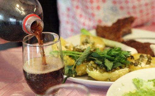 Şəkərsiz içkilər infarkt və insult riskini ARTIRIR Şəkərsiz içkilər infarkt və insult riskini ARTIRIR