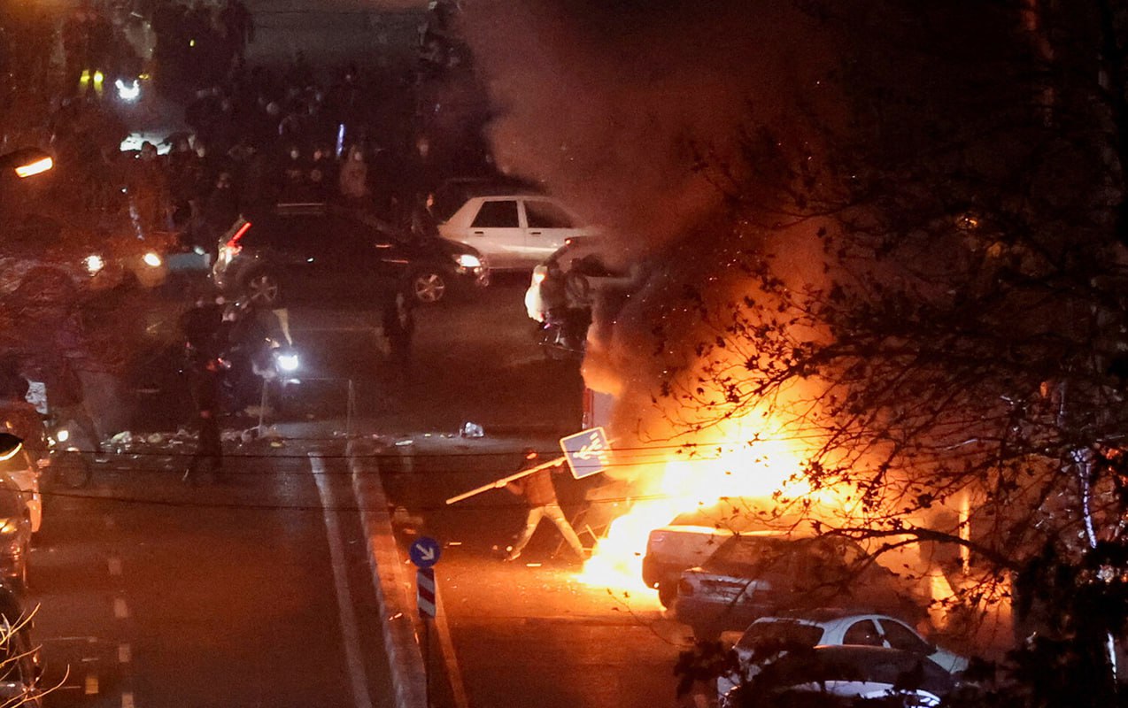 İrandakı iğtişaşlarda ölənlərin sayı 30 minə çatacaq?