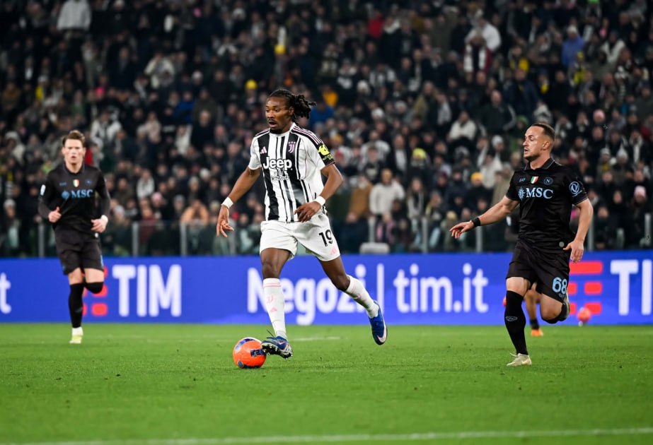 "Yuventus" "Napoli"yə qalib gəldi