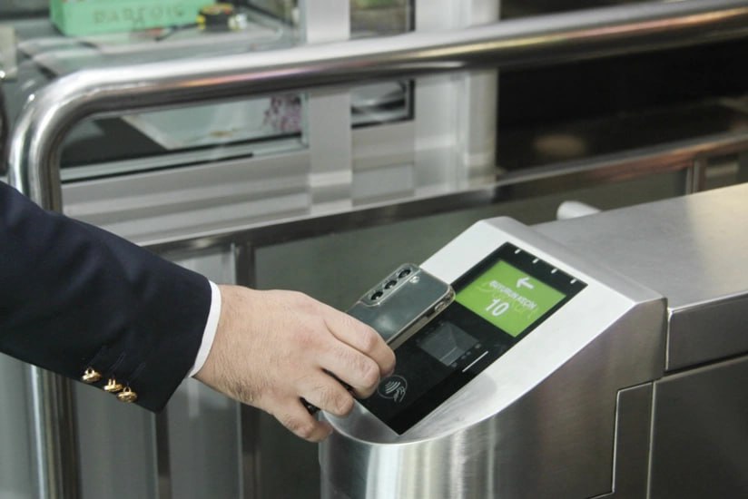 Metroda gedişhaqqını NFC ilə ödəyənlərin NƏZƏRİNƏ &ndash; 10 dəqiqə gözləməsəniz... &ndash; RƏSMİ