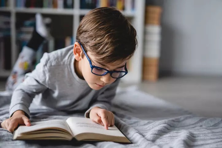 Uşaqların oxuma vərdişini gücləndirəcək 7 effektiv üsul