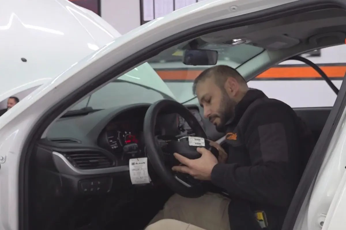 Maşınını satmaq istədi - Alıcıya cibindən pul verdi &ndash; TƏFƏRRÜAT - FOTO/VİDEO