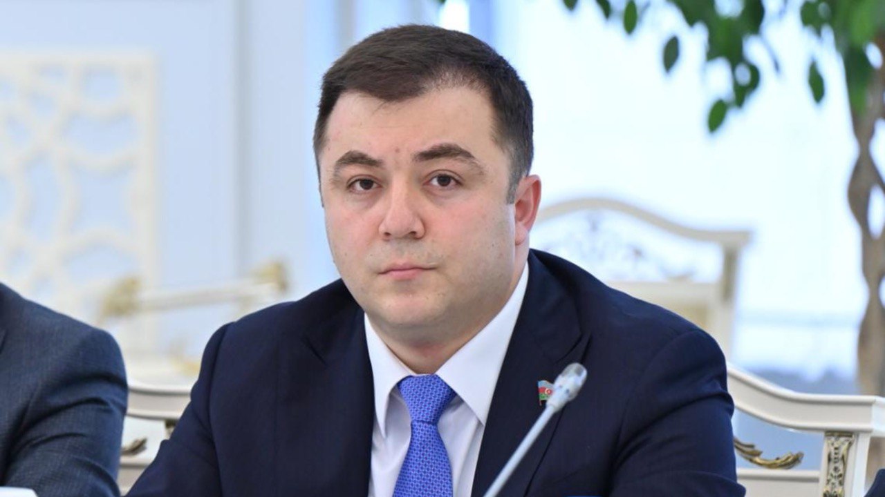 Azərbaycanın yeni sənaye xəritəsi - Qeyri-neft sektorunun inkişafında sənaye parkları və regional sənayeləşmə modeli Azərbaycanın yeni sənaye xəritəsi - Qeyri-neft sektorunun inkişafında sənaye parkları və regional sənayeləşmə modeli