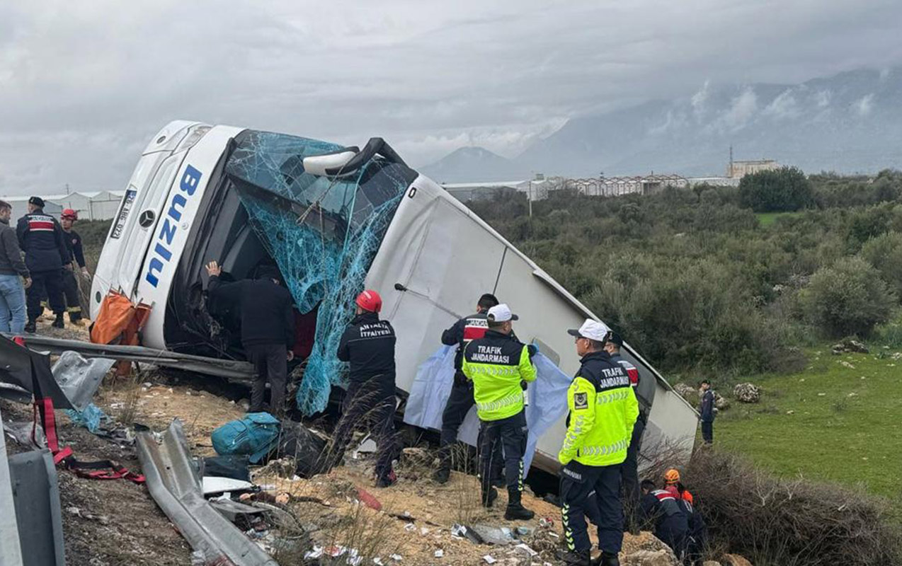 Antalyada sərnişin avtobusu aşdı - 8 ölü, 26 yaralı var - VİDEO
