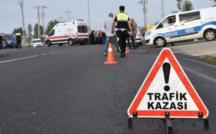 Antalya şəhərində günün 2-ci ağır qəzası - Bu dəfə 6 ölü, 6 yaralı var Antalya şəhərində günün 2-ci ağır qəzası - Bu dəfə 6 ölü, 6 yaralı var