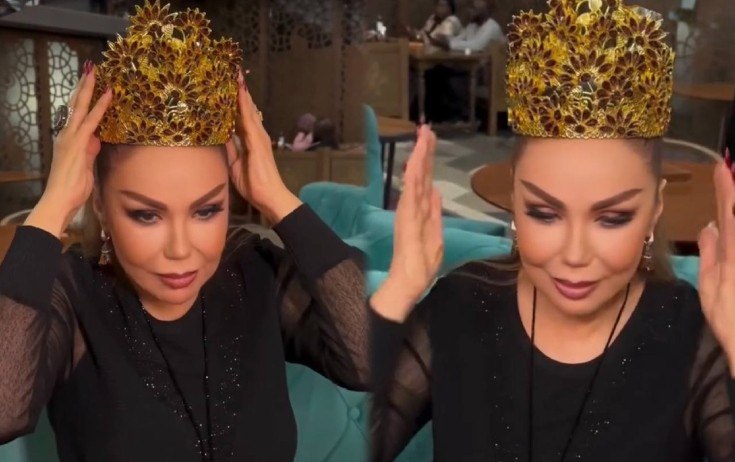 Başına tac taxıb, güzgü önünə keçdi - VİDEO Başına tac taxıb, güzgü önünə keçdi - VİDEO