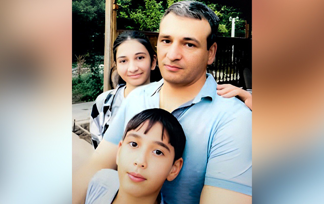 Polad Həşimovun övladları ilə SON FOTOSU Polad Həşimovun övladları ilə SON FOTOSU