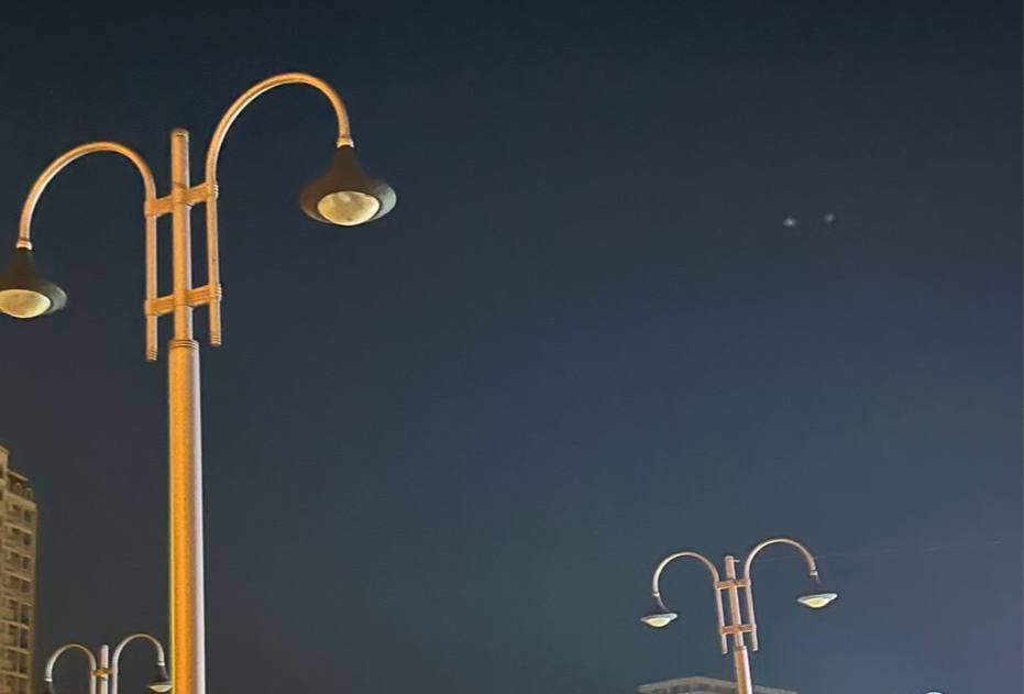 &ldquo;Koroğlu&rdquo; metrosunun Nəqliyyat Mübadilə Mərkəzindəki çıxışı işıqsız qalıb - FOTO