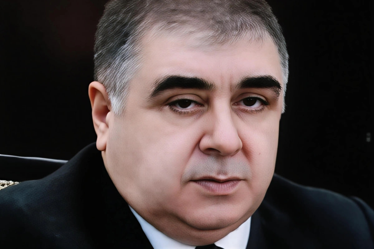 Qalib Salahzadənin dəniz kənarındakı obyektləri SÖKÜLÜR Qalib Salahzadənin dəniz kənarındakı obyektləri SÖKÜLÜR