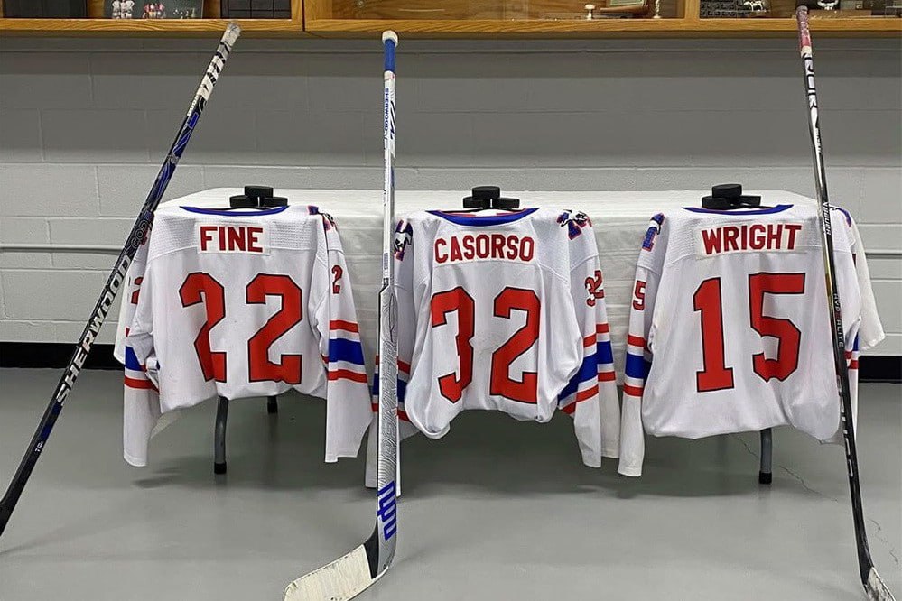 Üç gənc xokkeyçi yol qəzasında HƏLAK OLDU Üç gənc xokkeyçi yol qəzasında HƏLAK OLDU