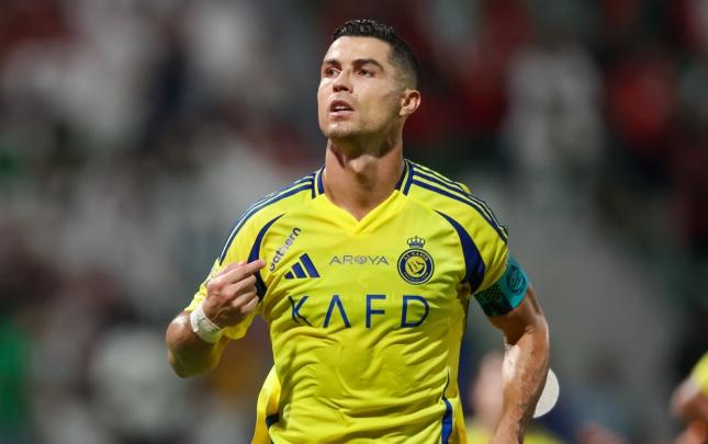 Ronaldo komanda məşqlərinə də QOŞULMADI