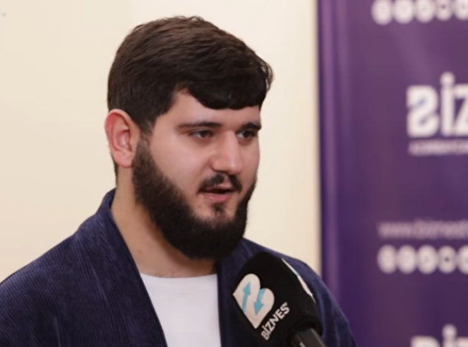 Alim Qasımovla yeni qohum olan kürəkən iş axtarır - VİDEO