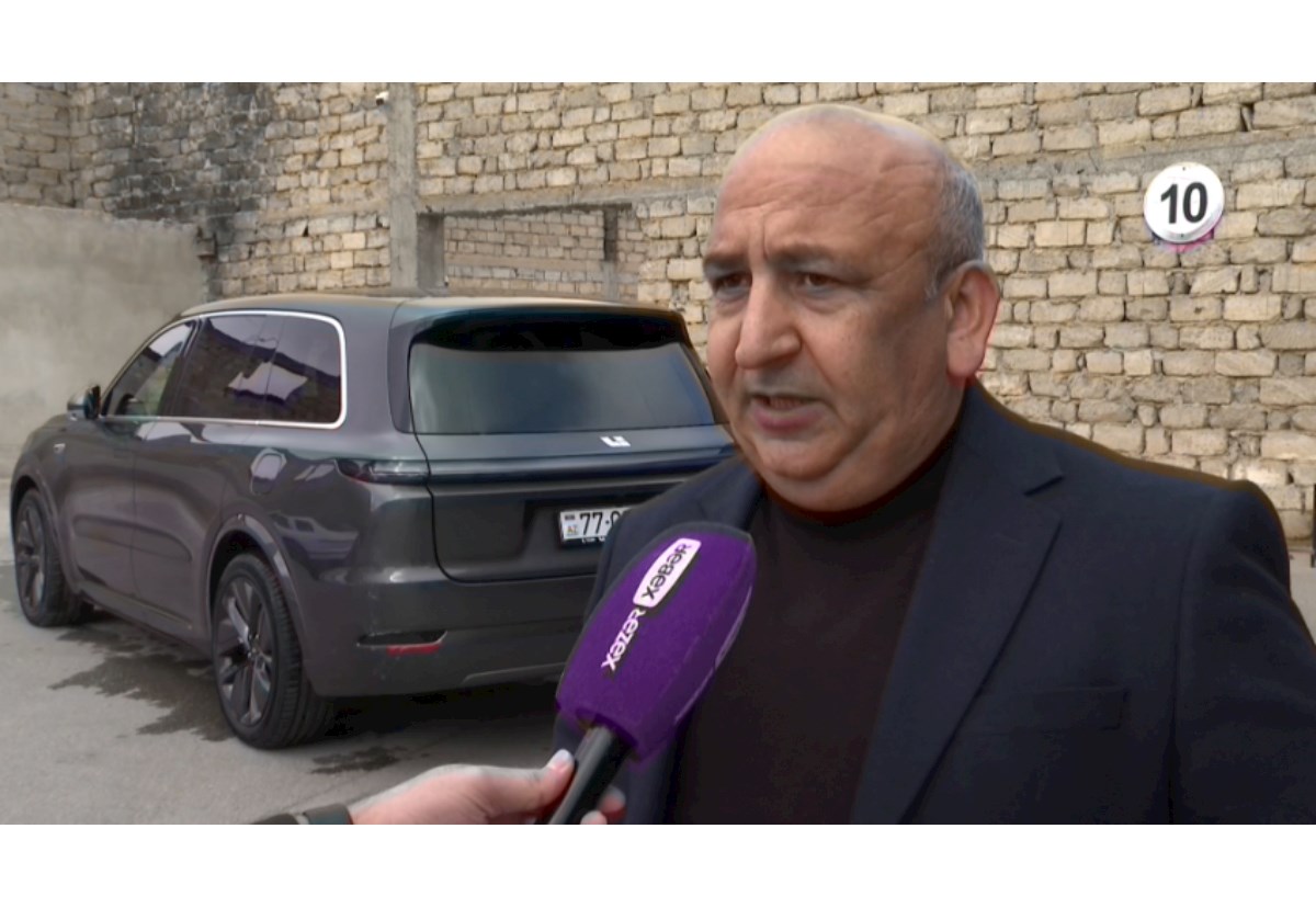 Çin avtomobili aldı, qüsurlu çıxdı &mdash; Maşın özünü divara çırpır &ndash; VİDEO