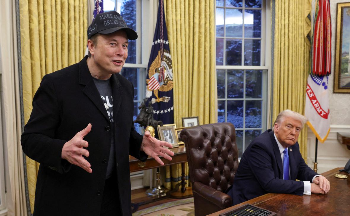 Dünyanın ən varlı insanı bədbəxt olduğunu bəyan etdi