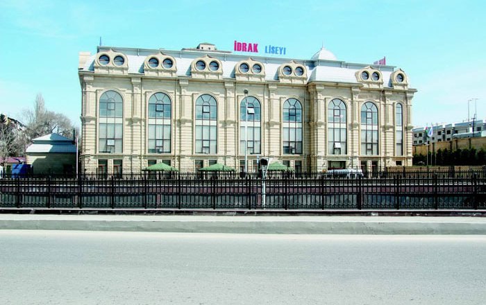 &ldquo;İdrak&rdquo; liseyində güllələnən müəllimin SON DURUMU