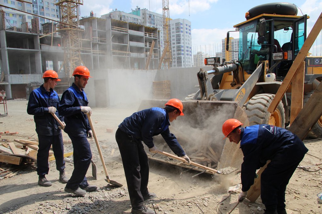 Rusiya çətin DURUMDA: 11 milyon işçiyə ehtiyac var