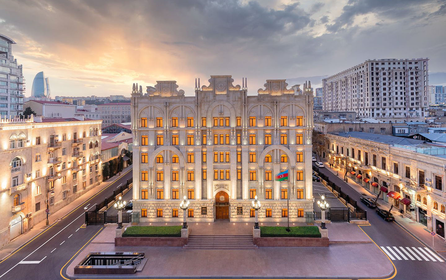 DİN-dən MÜRACİƏT: İnsan alverinin qurbanına çevrilməmək üçün diqqətli ol! &ndash; VİDEO