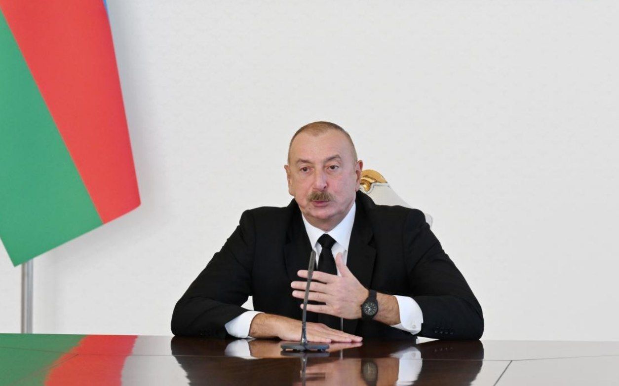 Prezident: “Kəmərlərin inşasında təcrübəmizi diqqətə alsaq, biz bəlkə də ölkələri bir araya gətirən yeganə ölkəyik” - VİDEO Prezident: “Kəmərlərin inşasında təcrübəmizi diqqətə alsaq, biz bəlkə də ölkələri bir araya gətirən yeganə ölkəyik” - VİDEO