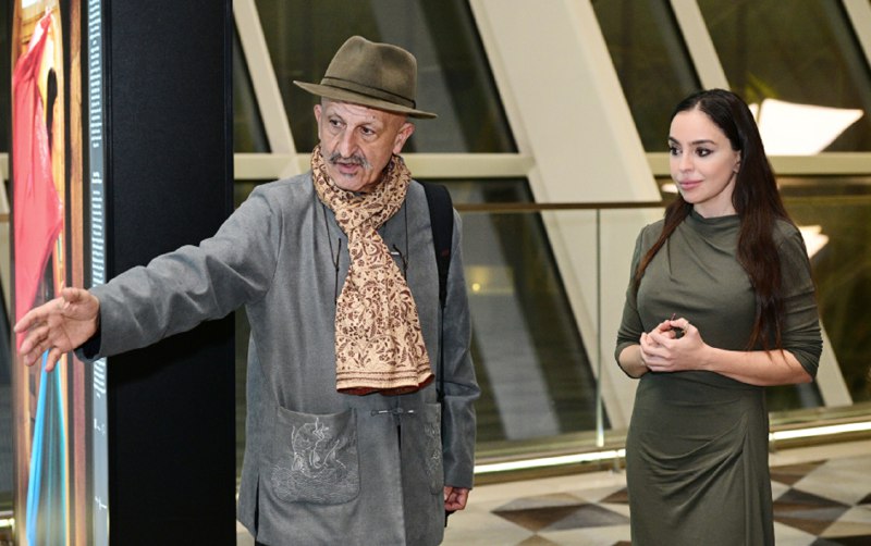 Leyla Əliyeva &ldquo;Yüksələn işıq&rdquo; sərgisində - FOTO