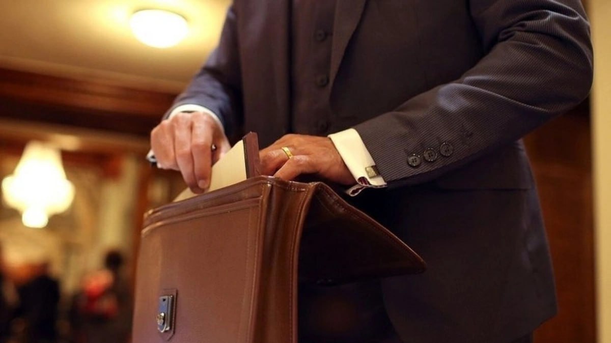 Tovuzda yüksək vəzifəli məmur işdən çıxarıldı - FOTO