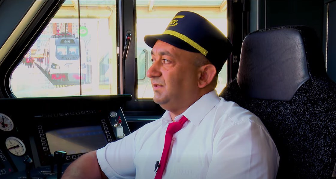 ADY maşinistindən çağırış: "Sərnişinlərə stres yaşatmayın" &ndash; VİDEO