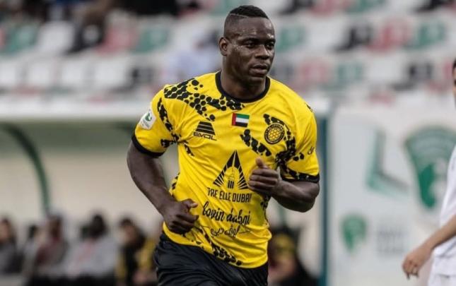 Balotelli yeni klubunda irqçi təhqirlərə MƏRUZ QALDI