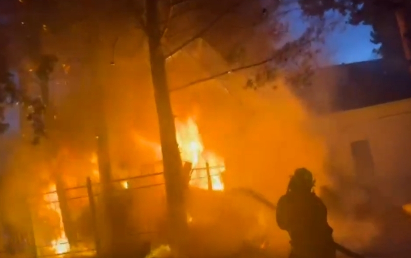 Sumqayıtda ayaqqabı təmiri köşkü YANDI - VİDEO