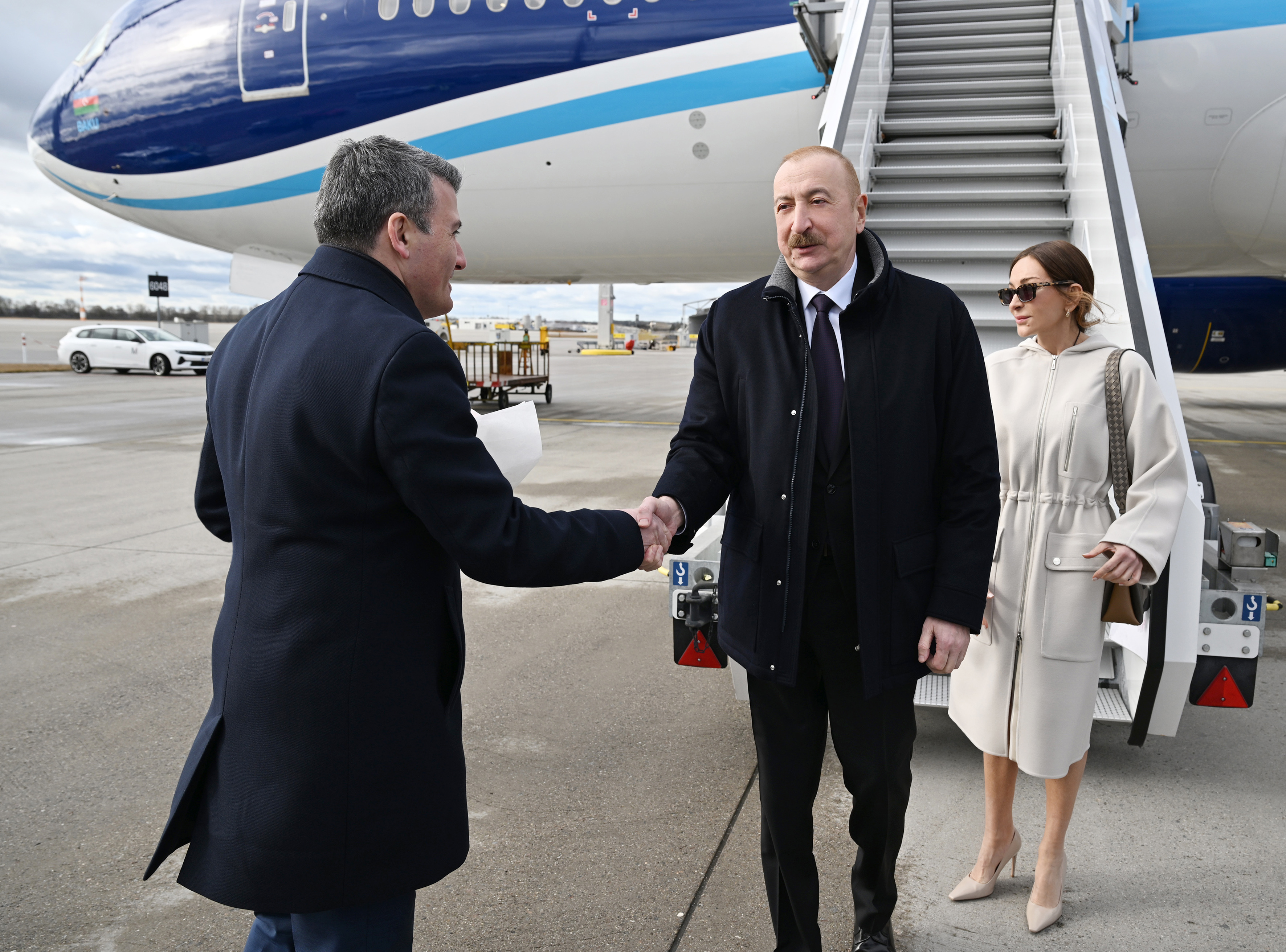 Prezident və birinci xanım Almaniyada səfərdədir &ndash; FOTO/VİDEO