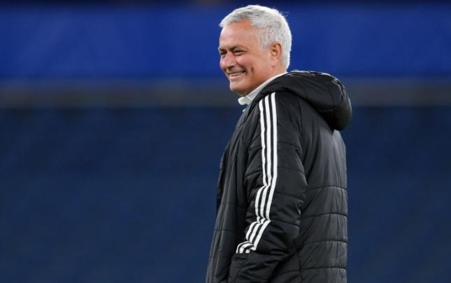 &ldquo;Məni ən çox inkişaf etdirən futbolçu Messi olub&rdquo; - Mourinyo