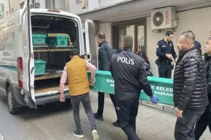 83 yaşında qatil oldu: Yatmış arvadının boğazını kəsdi