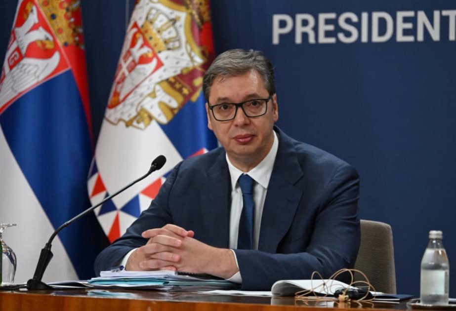 Vuçiçin adından verilən şam yeməyində "Ay Laçın" mahnısı - VİDEO