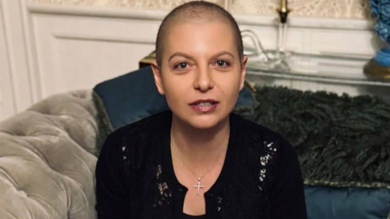 Xərçəngdən müalicə alan Simonyanın SON FOTOSU Xərçəngdən müalicə alan Simonyanın SON FOTOSU