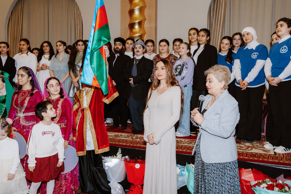 Arzu Əliyeva “Qaranlıqdan sonra” adlı tədbirdə iştirak etdi - FOTO Arzu Əliyeva “Qaranlıqdan sonra” adlı tədbirdə iştirak etdi - FOTO