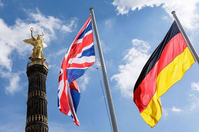 Almaniya və Britaniya avropalıları Rusiyanın mümkün hücumuna hazırlaşmağa ÇAĞIRDI