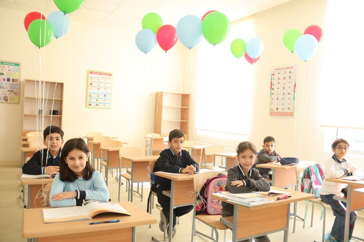 Ağdam şəhər 1 nömrəli tam orta məktəbdə tədris prosesinə başlanıldı - FOTO Ağdam şəhər 1 nömrəli tam orta məktəbdə tədris prosesinə başlanıldı - FOTO