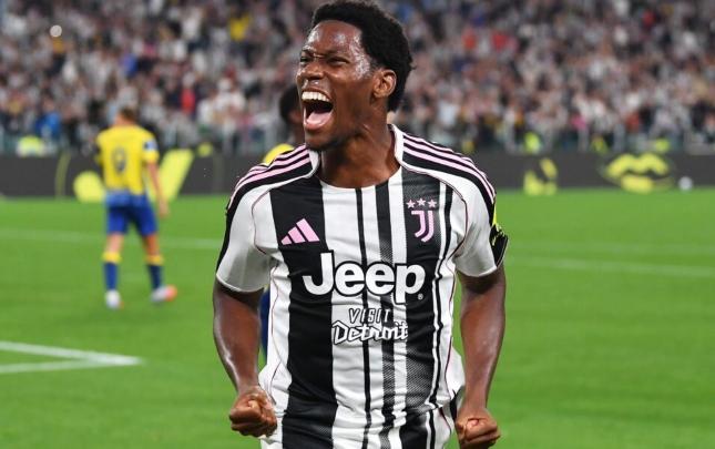 "Yuventus"un hücumçusu "Qalatasaray"la matçı BURAXACAQ