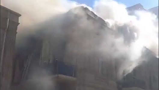 Bakıda yaşayış binasındakı yanğında 63 yaşlı qadın xəsarət alıb Bakıda yaşayış binasındakı yanğında 63 yaşlı qadın xəsarət alıb