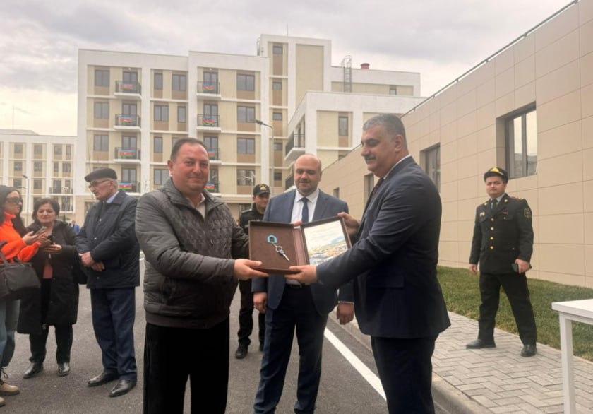 Ağdam şəhərində 120 ailəyə mənzillərinin açarları təqdim olundu &ndash; FOTO