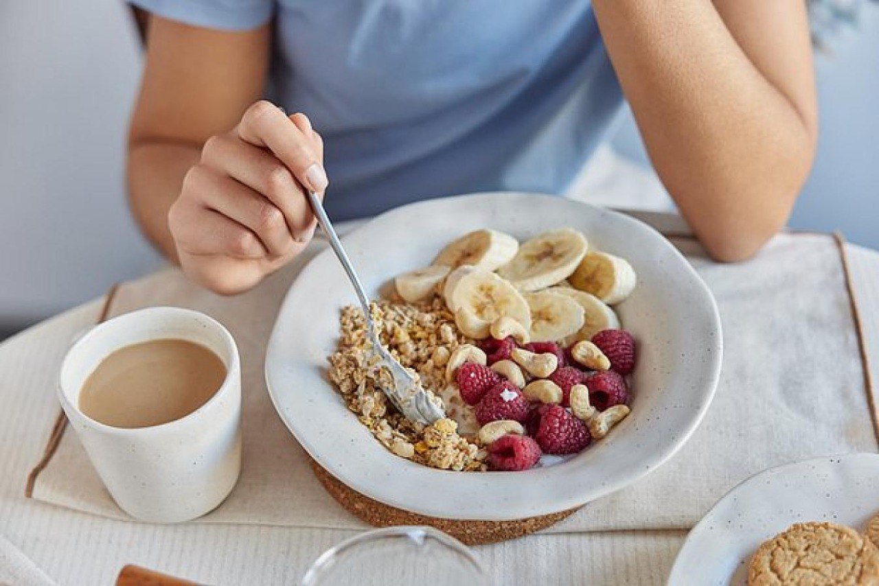 Səhər yeməyində tez-tez edilən bu səhv sağlamlığa ZƏRƏR VERİR Səhər yeməyində tez-tez edilən bu səhv sağlamlığa ZƏRƏR VERİR