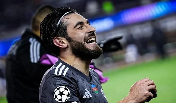 Elvin Cəfərquliyev Azərbaycan futbolunun tarixinə düşdü